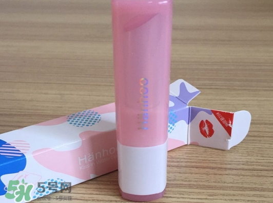 韩后小红唇水诱唇膏真假怎么辨别_对比图